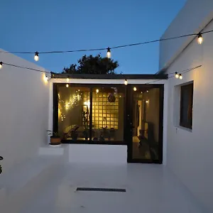 Alunita & Pirita, Habitacion Con Jardin, Terraza Y Wifi En Zona Tranquila Y Centrica Alloggio in famiglia